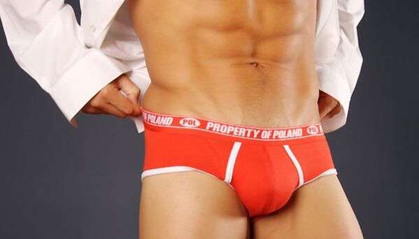 мужчина с увеличенным размером члена